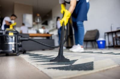 Grand ménage : nettoyage en profondeur d'un tapis à Blanquefort